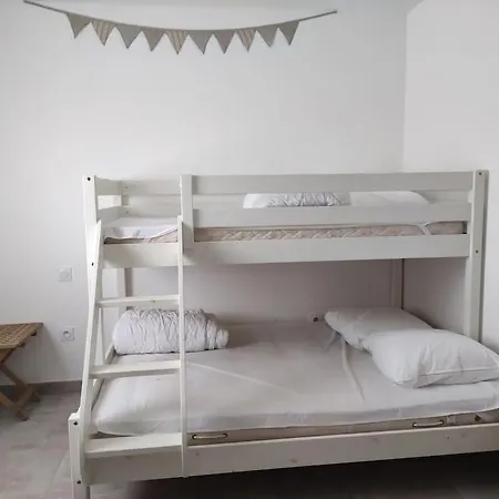 Dom wakacyjny Charmante Avec Piscine Montpezat (Gard)